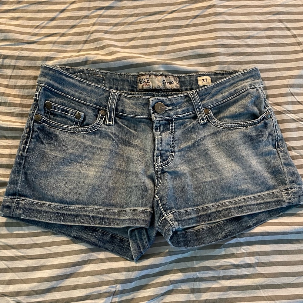 BKE Stella shorts